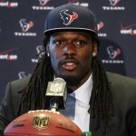 Jadeveon-Clowney-Press-Conference-e14000920777621