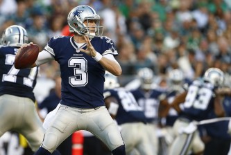 Dallas Cowboys v Philadelphia Eagles